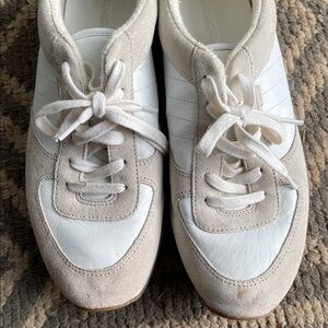 Vince White and Cream Women's Sneakers